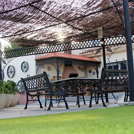 בית נופש Cortijo La Torre De Caniles *