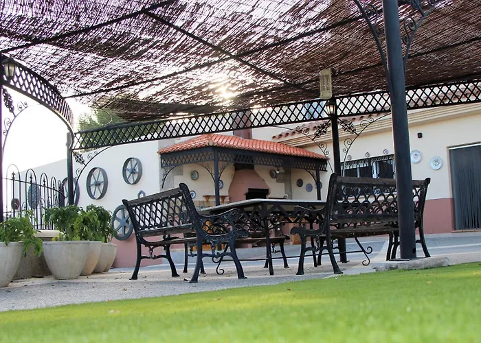 Сasa de vacaciones Cortijo La Torre De Caniles *