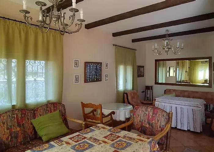 Cortijo La Torre De Caniles La Vega (Granada)